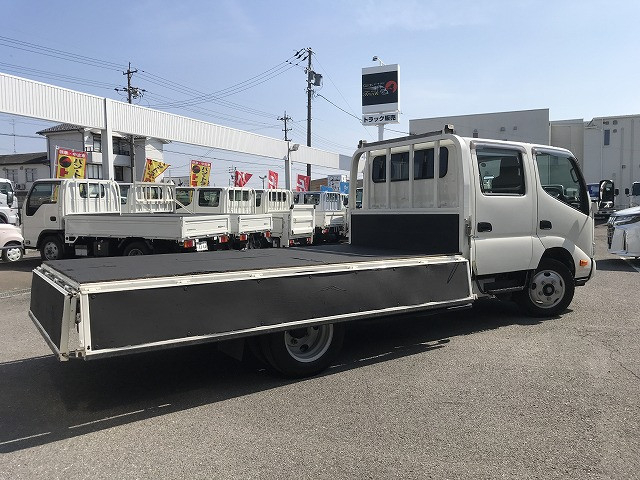 トヨタ ダイナ 小型 Wキャブ 2RG-XZU655(103391) 13枚目