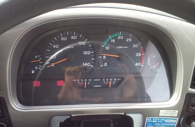 UDトラックス（日産） コンドル 中型 ウィング KK-MK25B(2803) 29枚目