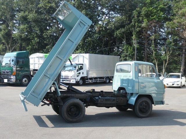三菱ふそう キャンター 小型 土砂ダンプ T-210CD(9626) 8枚目
