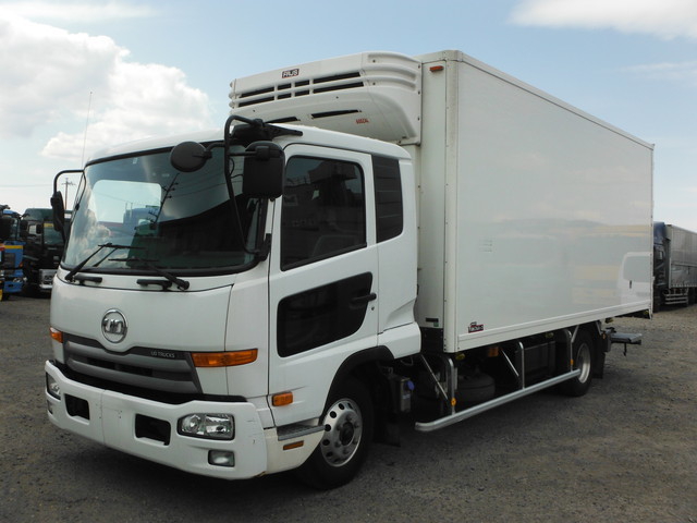 UDトラックス（日産） コンドル 中型 冷蔵冷凍バン TKG-MK38C(3391) 1枚目