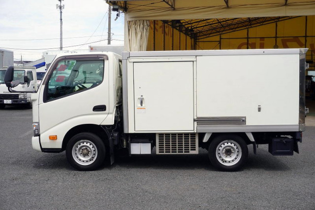 トヨタ ダイナ 小型 冷蔵冷凍バン QDF-KDY221(111772) 3枚目