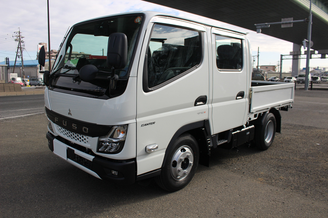 三菱ふそう キャンター 小型 Wキャブ 2TG-FDA00(104992) 3枚目