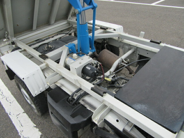 スズキ キャリィ 軽 土砂ダンプ EBD-DA16T(10079) 13枚目