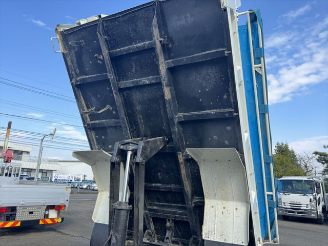 三菱ふそう キャンター 小型 土砂ダンプ 2PG-FEBM0(113899) 12枚目