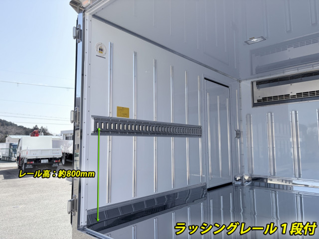 三菱ふそう キャンター 小型 冷蔵冷凍バン 2RG-FBAV0(107642) 13枚目