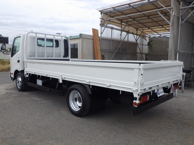 Toyota dyna Small Flat body TPG-XZU710(110900) 2枚目