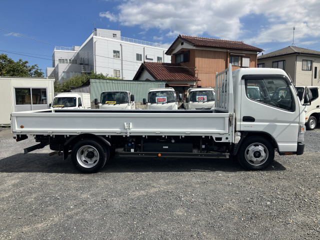 三菱ふそう キャンター 小型 平ボディ 2PG-FEAV0(109713) 13枚目