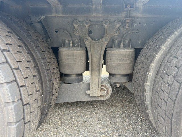 UDトラックス（日産） クオン 大型 Translation missing: ja.item.body_keijou_enum.body_keijou_carrier_other QKG-CG5ZA(110783) 29枚目