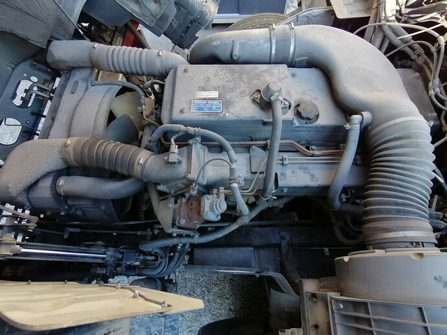 UDトラックス（日産） ビッグサム 大型 トラクタ KL-CK482BAT(5649) 34枚目