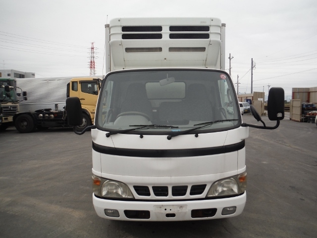 トヨタ ダイナ 小型 冷蔵冷凍バン KK-XZU302(1012) 3枚目