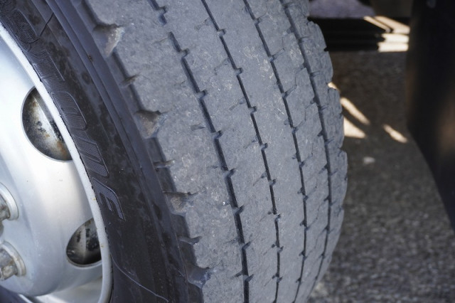 三菱ふそう ファイター 増トン 平ボディ 2KG-FK62FZ(98929) 9枚目