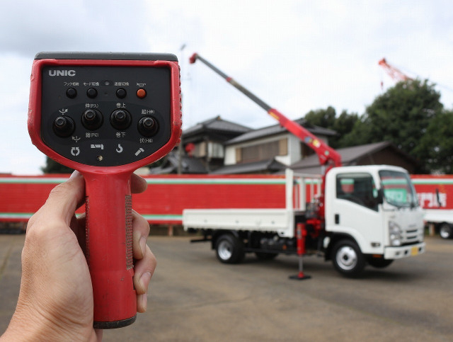 いすゞ エルフ 小型 平ボディ（クレーン付） TPG-NMR85AN(112691) 32枚目
