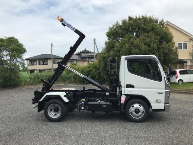 三菱ふそう キャンター 小型 コンテナ専用車 2RG-FBAV0(107928) 5枚目