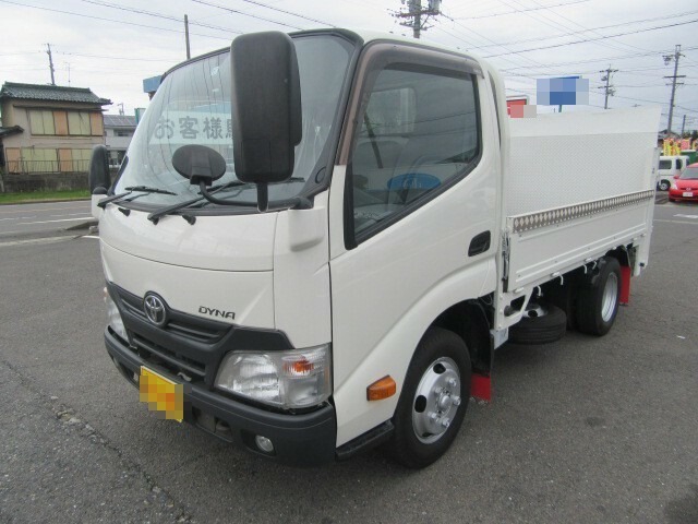 トヨタ ダイナ 小型 平ボディ TKG-XZU605(8796) 1枚目