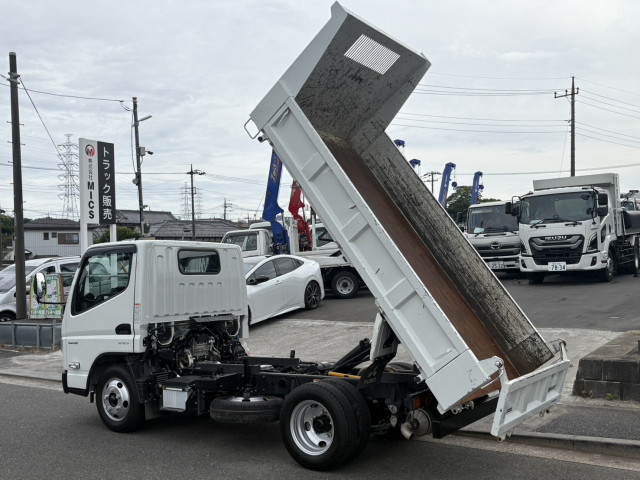 三菱ふそう キャンター 小型 土砂ダンプ 2RG-FBA60(105625) 9枚目