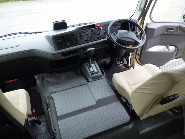 トヨタ コースター 中型 バス SKG-XZB60(110603) 21枚目