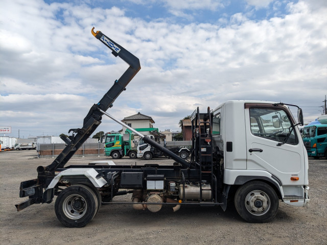 三菱ふそう ファイター 中型 コンテナ専用車 TKG-FK71F(113556) 28枚目