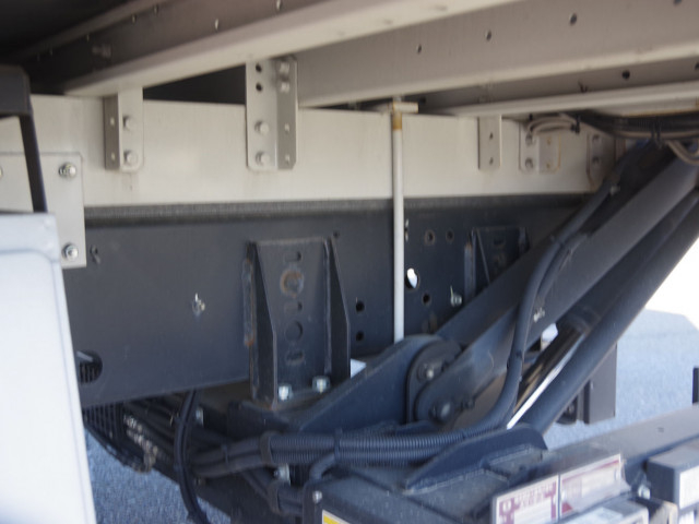 Isuzu forward Middle Wing body 2RG-FRR90T4(103381) 7枚目