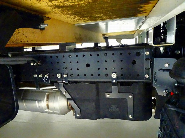 いすゞ エルフ 小型 平ボディ 2RG-NPR88AC(112805) 38枚目