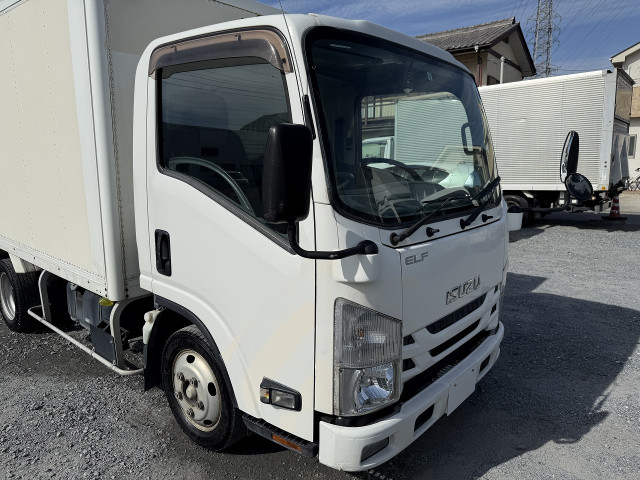 いすゞ エルフ 小型 バン TRG-NLR85N(100223) 49枚目
