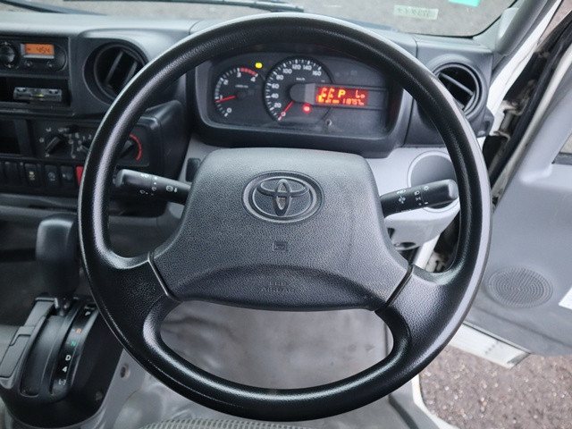 トヨタ ダイナ 小型 平ボディ TPG-XZC605(113764) 4枚目