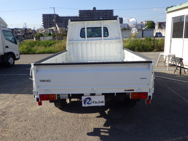 トヨタ タウンエース 小型 平ボディ DBF-S402U(113018) 5枚目