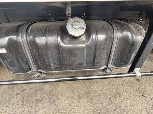 いすゞ エルフ 小型 バン TRG-NLR85AN(108588) 26枚目