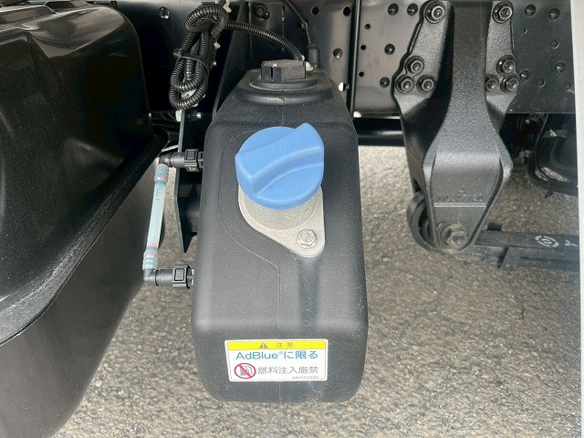 三菱ふそう ファイター 中型 冷蔵冷凍バン 2KG-FK65F(107582) 41枚目
