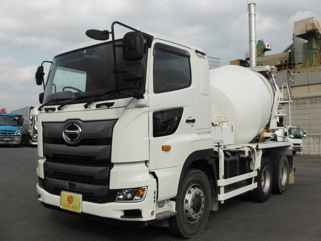日野 プロフィア 大型 ミキサー車 2PG-FS1AGA(27949) 1枚目