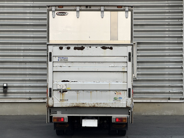 トヨタ ダイナ 小型 バン TPG-XZU605(109344) 4枚目