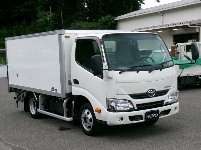 トヨタ ダイナ 小型 冷蔵冷凍バン LDF-KDY231(109378) 9枚目