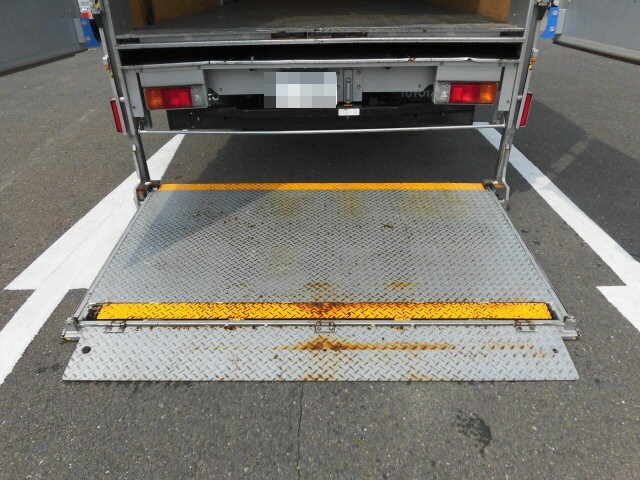 トヨタ ダイナ 小型 バン TKG-XZU710(7176) 29枚目
