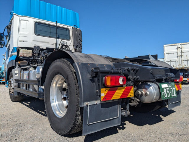 UDトラックス（日産） クオン 大型 トラクタ 2PG-GK5AAD(113518) 7枚目