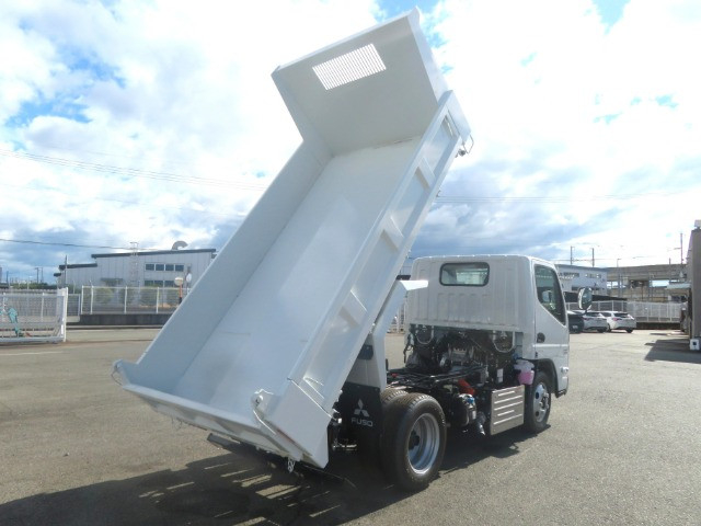 三菱ふそう キャンター 小型 土砂ダンプ 2RG-FBA60(111622) 31枚目