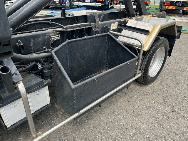 日野 デュトロ 小型 コンテナ専用車 TKG-XZU605M(111863) 34枚目