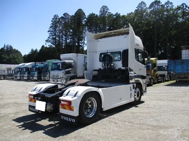 日産自動車 クオン 大型 トラクタ 2RG-GK5DAD(106702) 5枚目