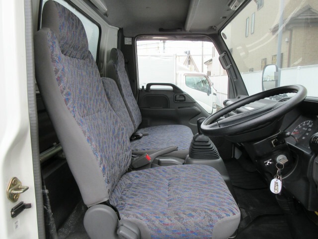 いすゞ エルフ 小型 バン KR-NPR81LAV(6646) 31枚目