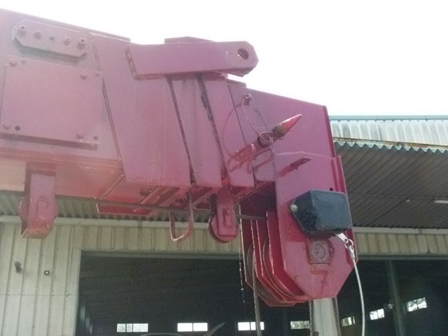 マツダ タイタン 小型 平ボディ（クレーン付） KK-WH68G(25005) 9枚目