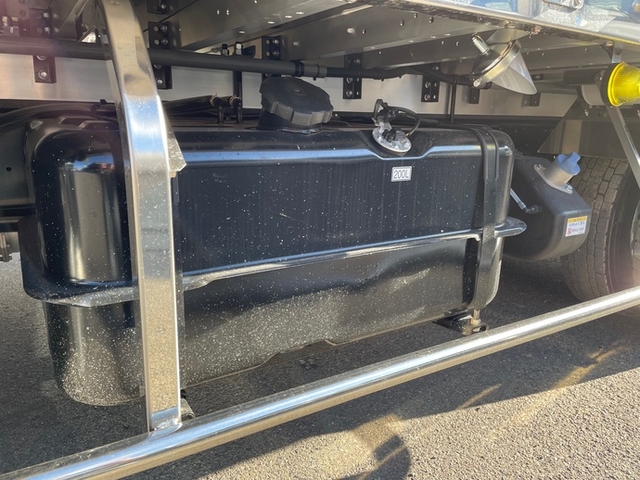 三菱ふそう ファイター 中型 冷蔵冷凍ウィング 2KG-FK62F(12736) 19枚目