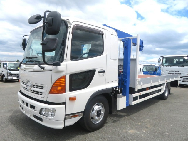 日野 レンジャー 増トン 平ボディ（クレーン付） TKG-GD7JLAA(110884) 2枚目