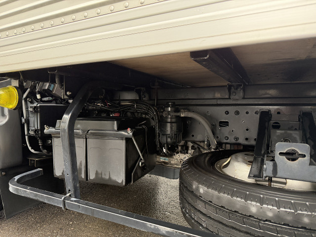 トヨタ ダイナ 小型 バン TPG-XZU605(109198) 10枚目
