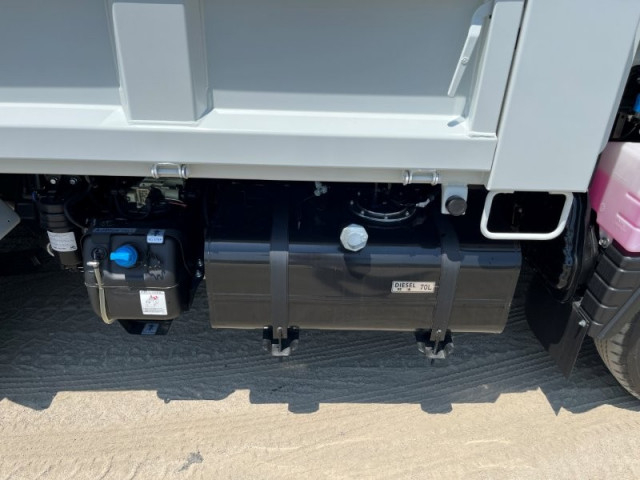 三菱ふそう キャンター 小型 土砂ダンプ 2RG-FBA60(108562) 25枚目