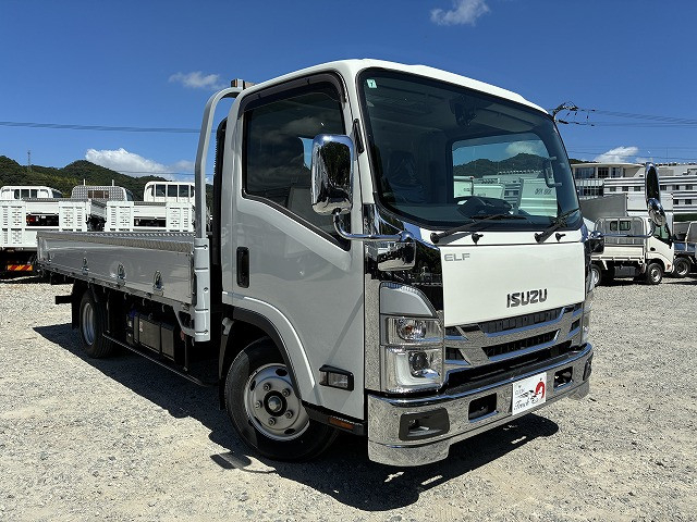 いすゞ エルフ 小型 平ボディ 2RG-NNR88AN(108699) 3枚目