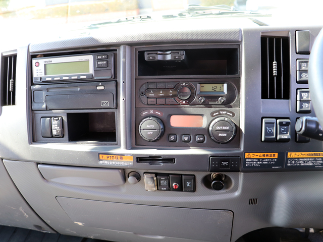 いすゞ フォワード 増トン 平ボディ（クレーン付） LPG-FTR90(83708) 46枚目
