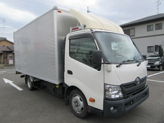 トヨタ ダイナ 小型 バン TKG-XZU710(8373) 2枚目