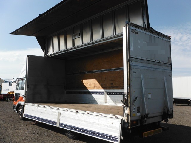 UDトラックス（日産） コンドル 中型 ウィング KK-MK25B(2579) 2枚目