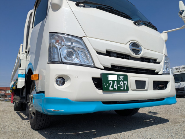 Hino dutro Small Flat body 2RG-XZC710M(105756) 3枚目