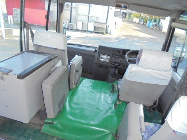 日産自動車 シビリアン 中型 バス KK-BHW41(9743) 29枚目