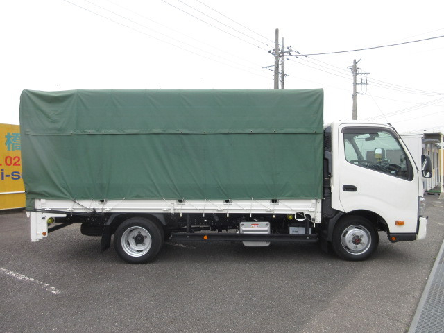 トヨタ ダイナ 小型 平ボディ 2KG-XZU775(105378) 6枚目
