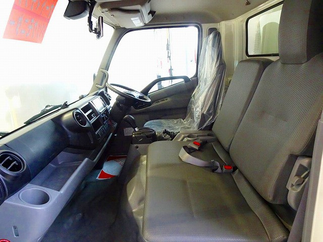 トヨタ トヨエース 小型 バン 2RG-XZU710(109720) 9枚目